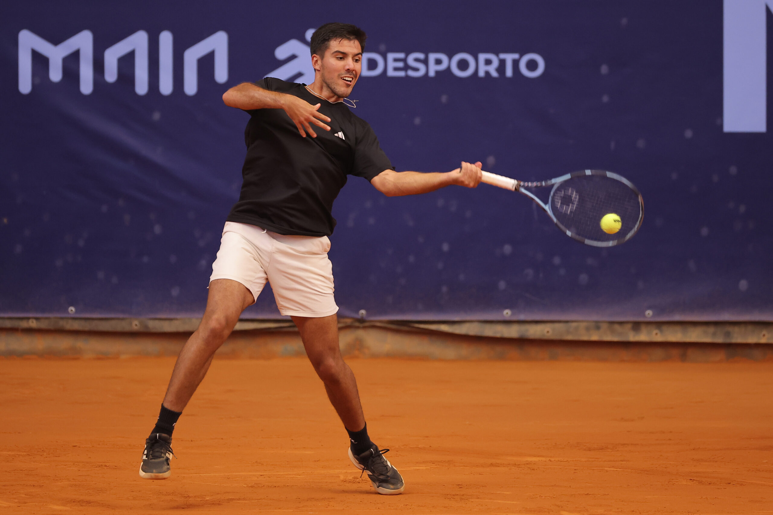 Tiago Torres é eliminado na primeira ronda do Maia Open