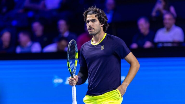 Alcaraz derrota Paul e apura-se para a 50.ª meia-final da carreira em Viena
