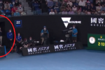 [VÍDEO] Australian Open colocou 'espia' debaixo do pai de Tsitsipas para 'apanhá-lo' em flagrante