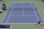 [VÍDEO] Alcaraz leva o público à loucura ao inventar winner brutal no US Open
