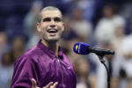 Sinner elogia cabelo de Alcaraz e o espanhol manda 'boca'... a Tiafoe